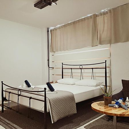 Studio V3St & Parking Лариса Экстерьер фото